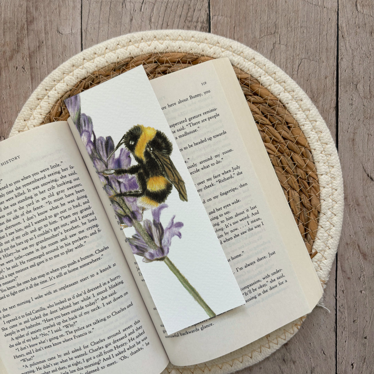 Boekenlegger | Hommel op bloem